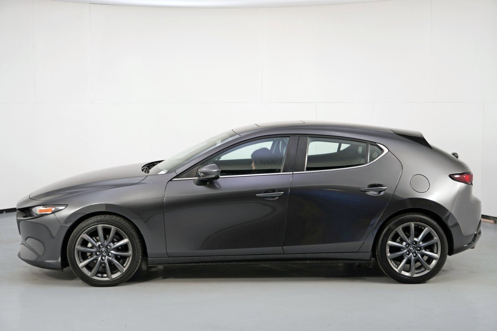 Used 2021 MAZDA MAZDA3 s image 45