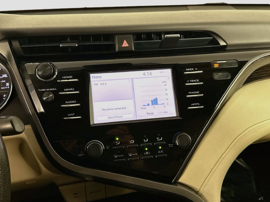 Used 2019 Toyota Camry LE FWD image 17