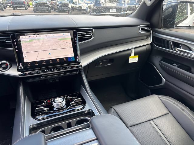 New 2026 Jeep Grand Wagoneer Limited AWD/4WD image 13