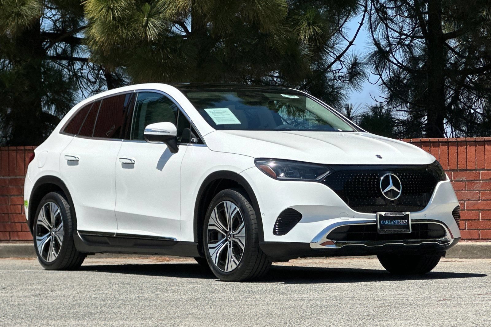 Certified 2023 Mercedes-Benz EQE 350+ 4MATIC SUV image 2