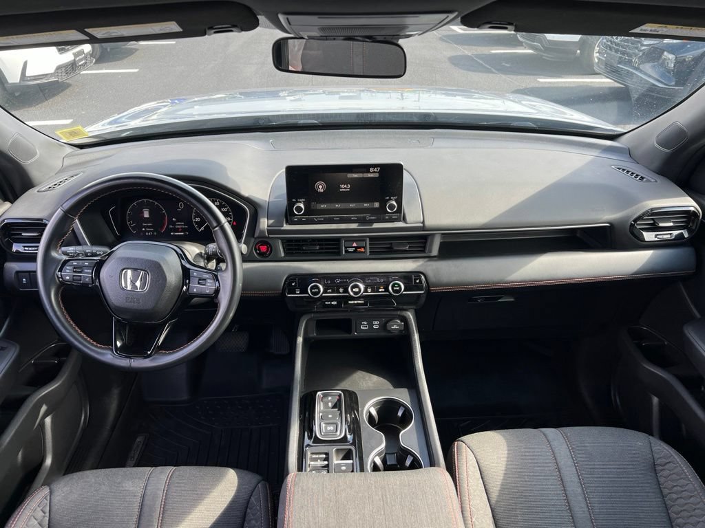 Used 2024 Honda Pilot Sport image 18