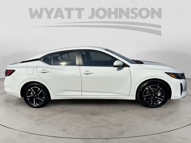 Used 2025 Nissan Sentra SV image 6