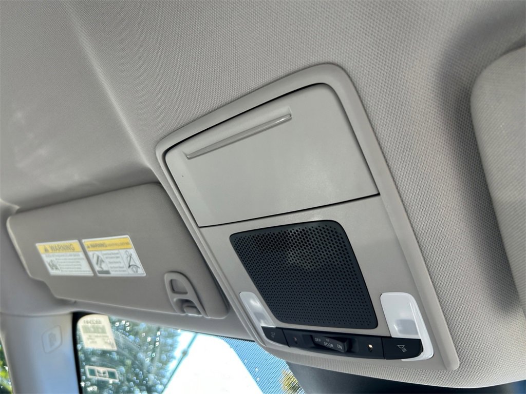 New 2025 Honda Pilot EX-L image 17