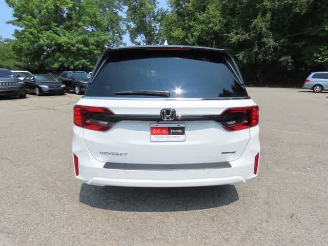 New 2026 Honda Odyssey Touring image 5