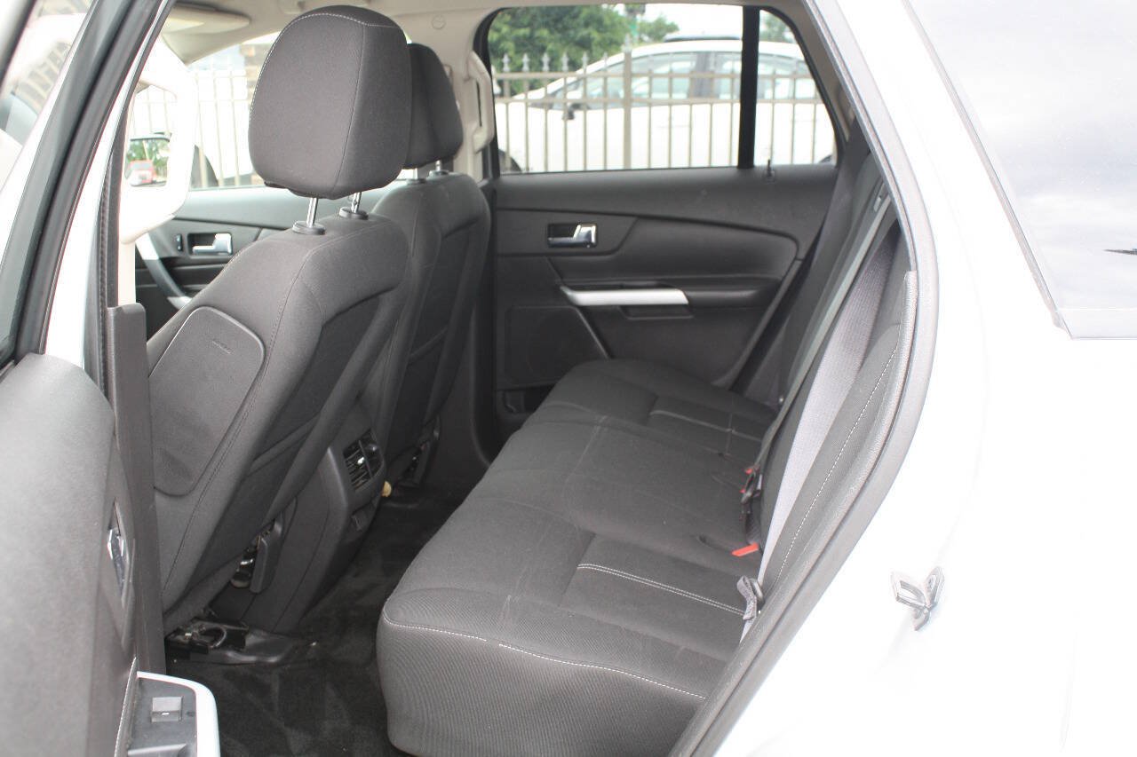 Used 2013 Ford Edge SE AWD/4WD image 7