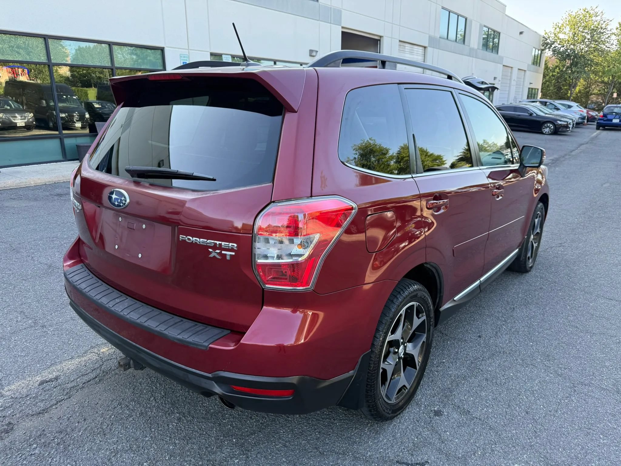 Used 2015 Subaru Forester 2.0XT Touring w/ Eyesight & Navigation System AWD/4WD image 4