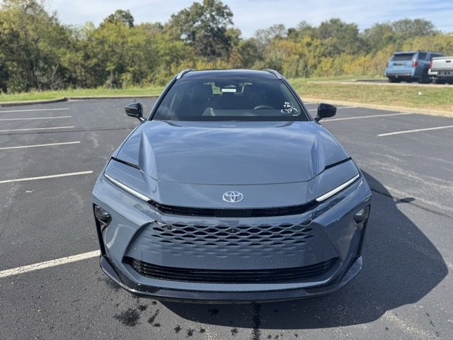 New 2025 Toyota Crown Signia image 8