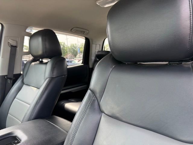 Used 2014 Toyota Tundra SR5 w/ SR5 Upgrade Package AWD/4WD image 8