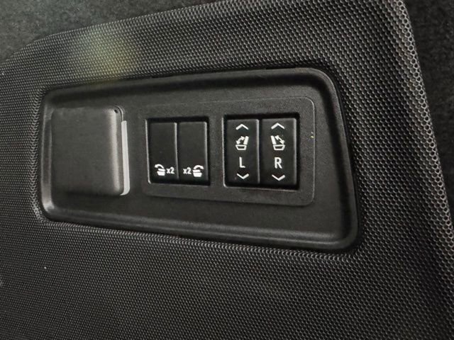 Used 2021 Cadillac Escalade ESV Sport image 40