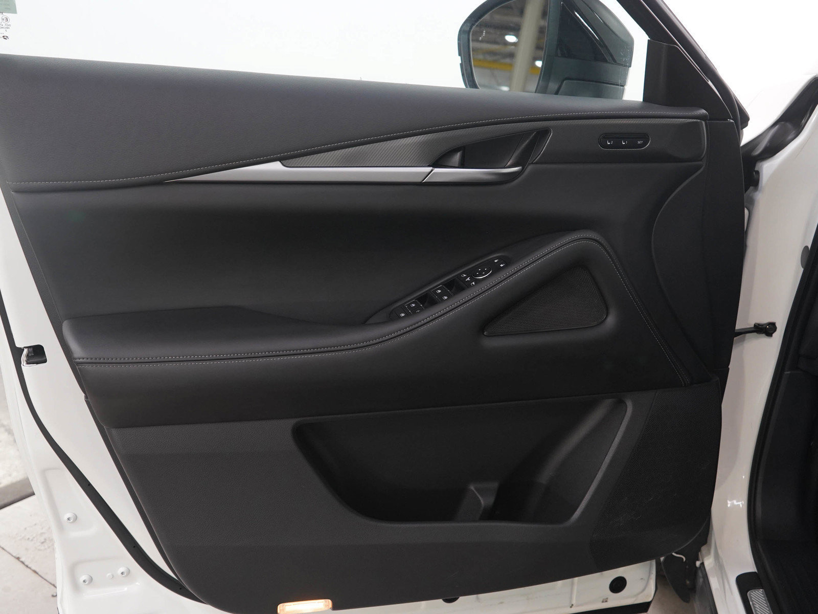 Used 2024 INFINITI QX60 Luxe AWD/4WD image 23