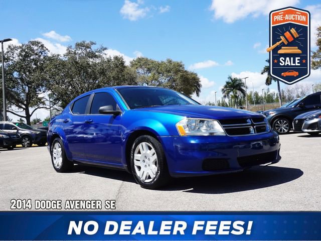 Used 2014 Dodge Avenger SE image 1