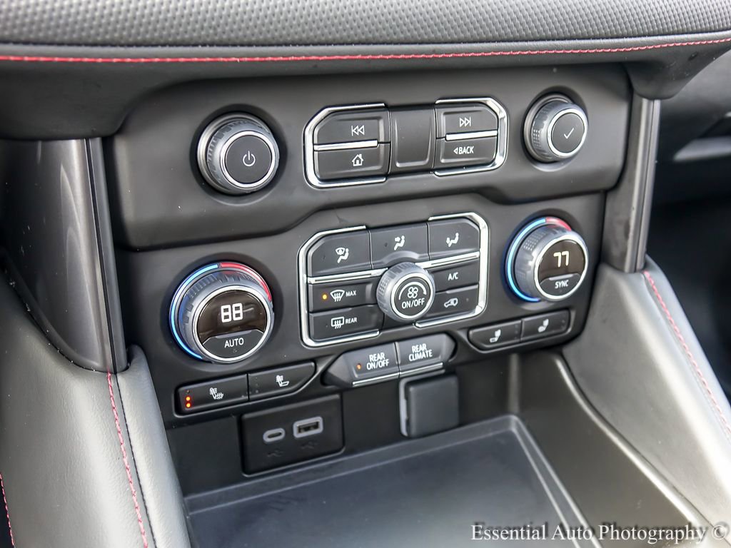 Used 2024 Chevrolet Suburban RST w/ Luxury Package image 30