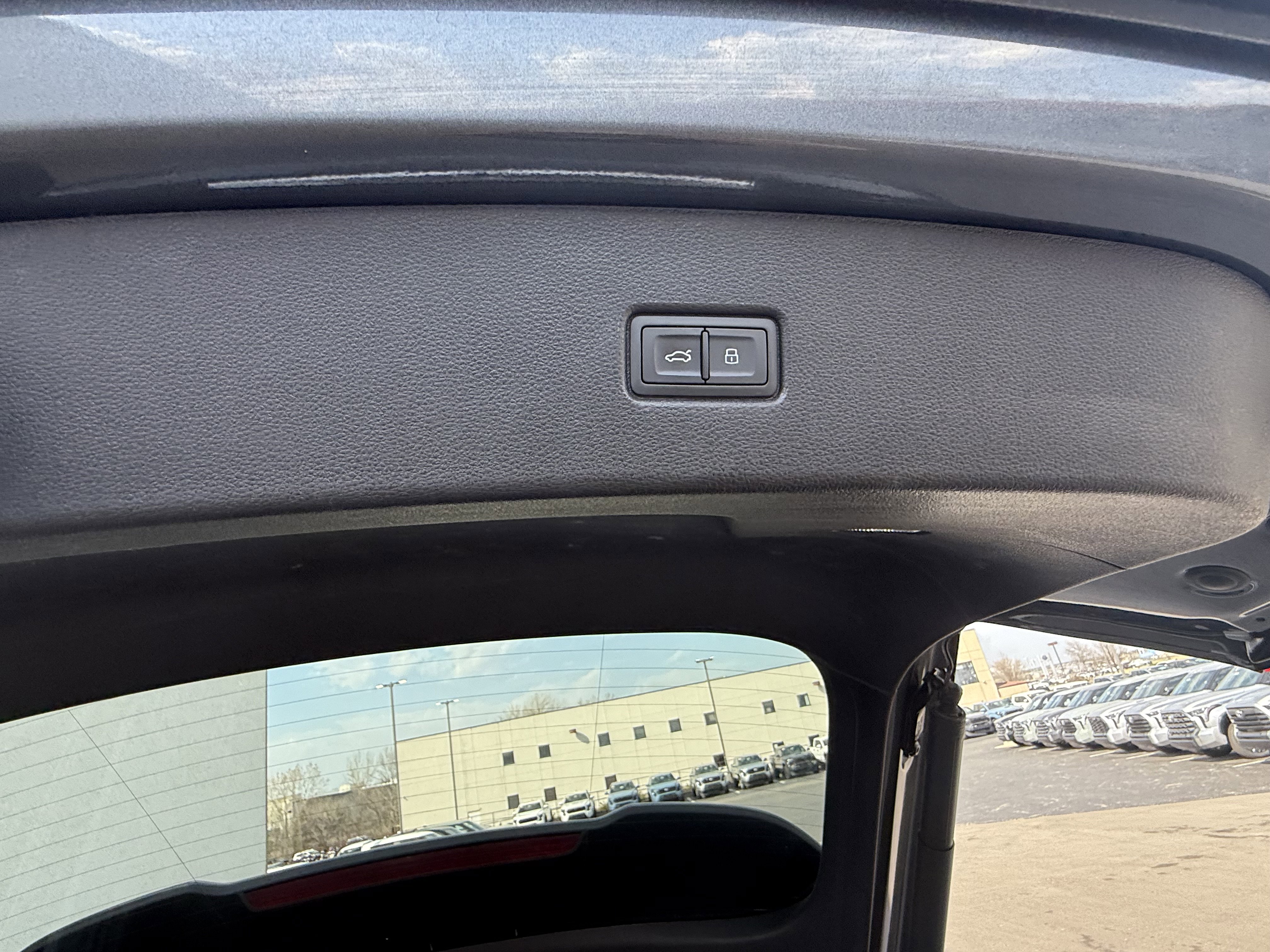 Used 2022 Audi Q5 2.0T Premium Plus image 23