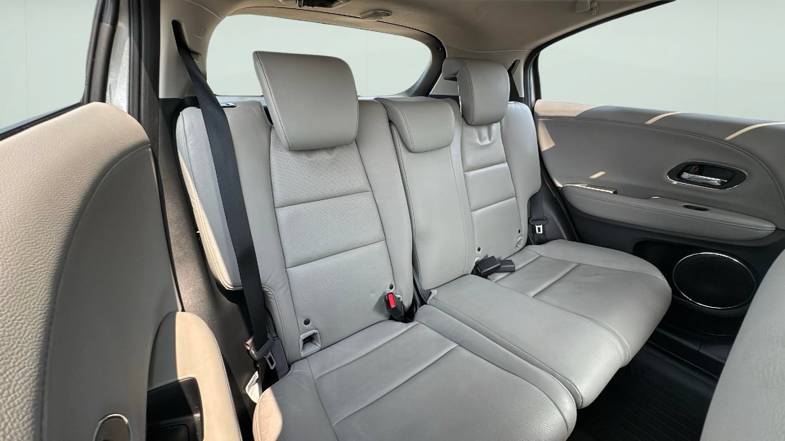 Used 2019 Honda HR-V EX-L image 24