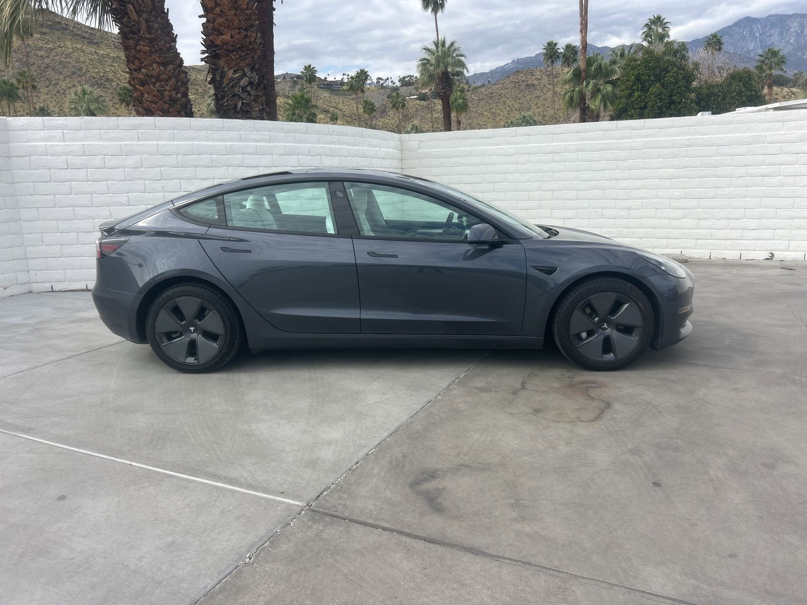 Used 2021 Tesla Model 3 Long Range image 4