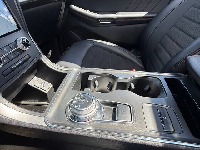 Used 2024 Ford Edge ST-Line AWD/4WD image 21