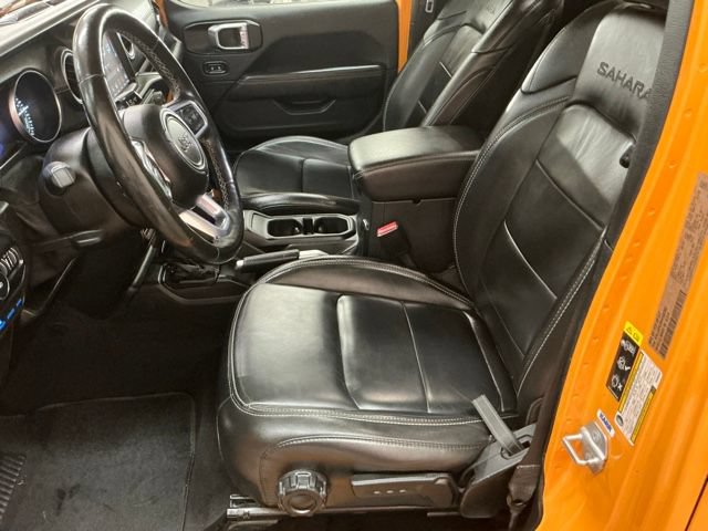 Used 2021 Jeep Wrangler Unlimited Sahara w/ Cold Weather Group AWD/4WD image 15