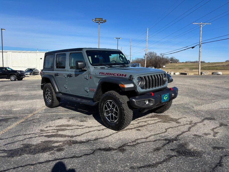 Used 2025 Jeep Wrangler Unlimited Rubicon w/ Convenience Group image 7