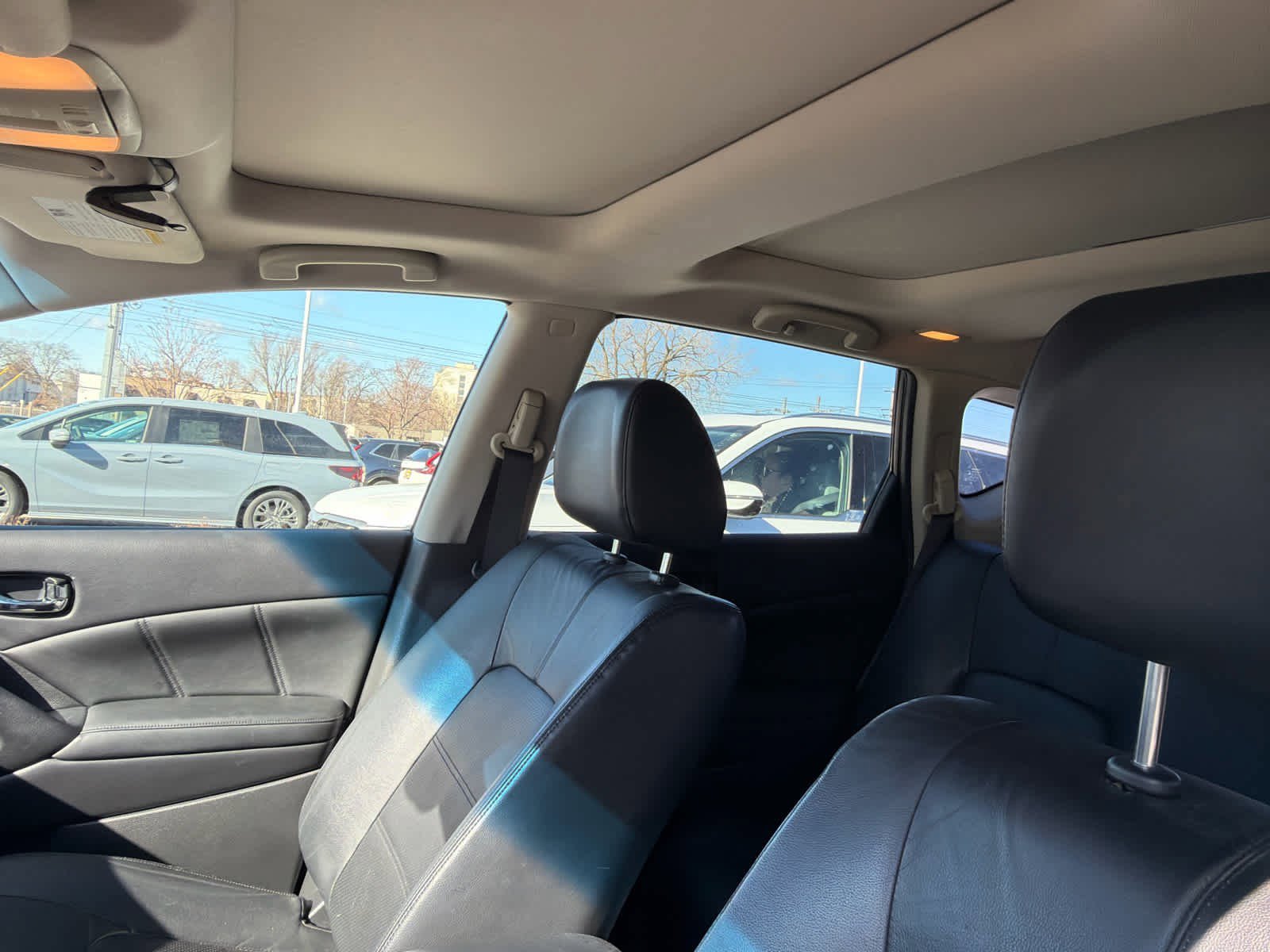 Used 2014 Nissan Murano LE w/ Platinum Edition Package image 6