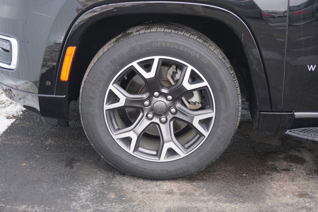 Used 2024 Jeep Wagoneer Series III image 6