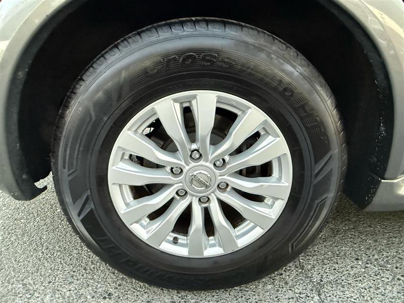 Used 2017 Nissan Armada SV image 11