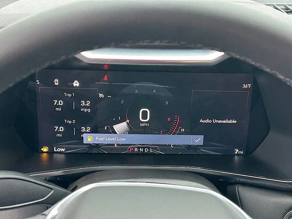 New 2026 GMC Canyon Elevation w/ LPO, Black Badging Package image 26