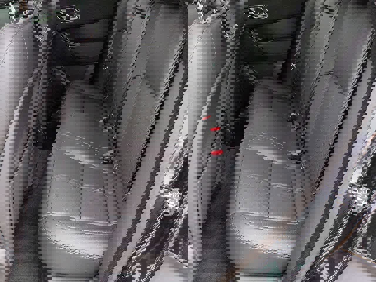 New 2026 Land Rover Range Rover Velar Dynamic SE AWD/4WD image 20