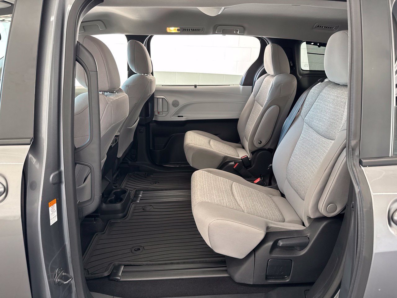 Certified 2026 Toyota Sienna LE AWD/4WD image 39