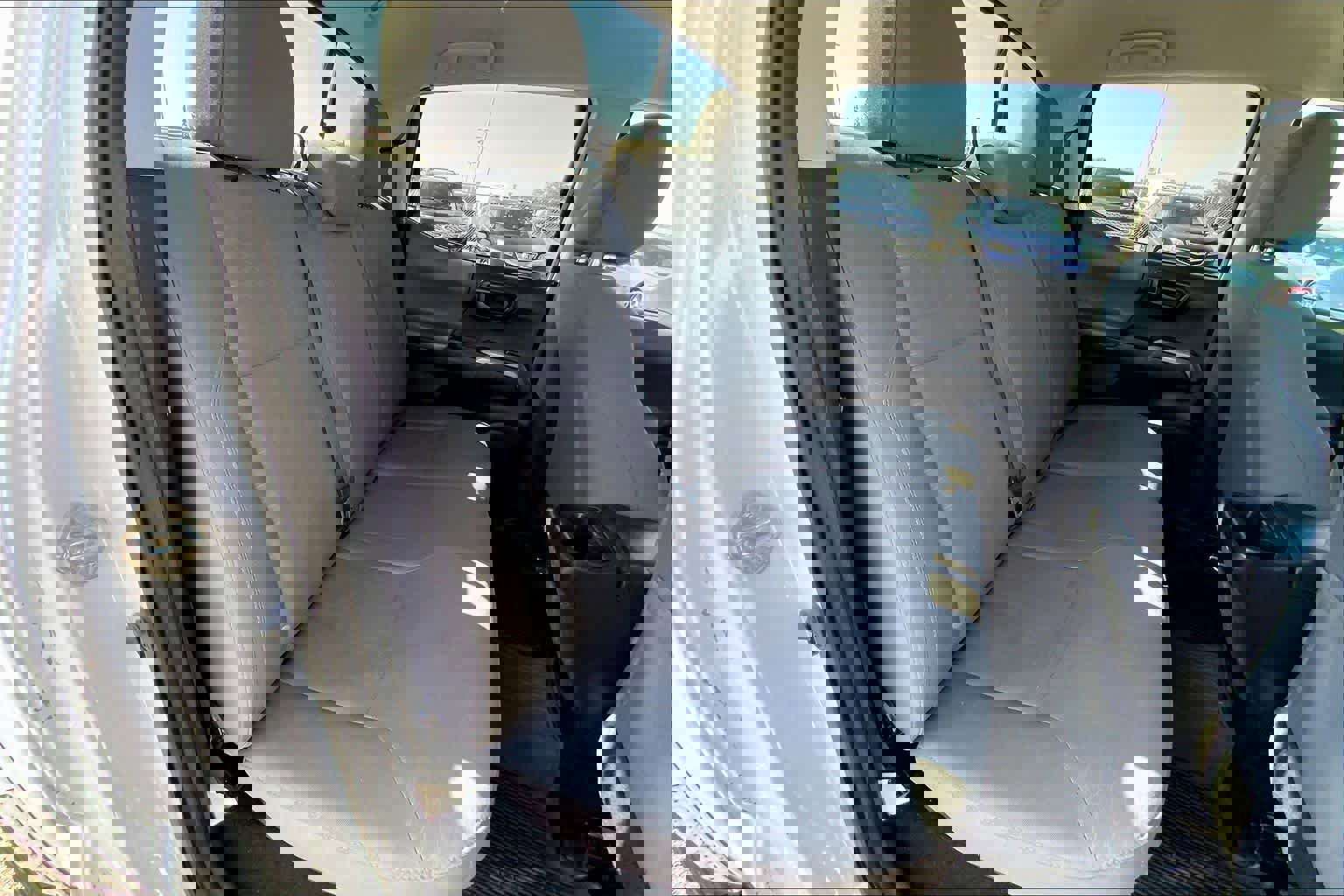 Used 2017 Toyota Tacoma SR5 image 19