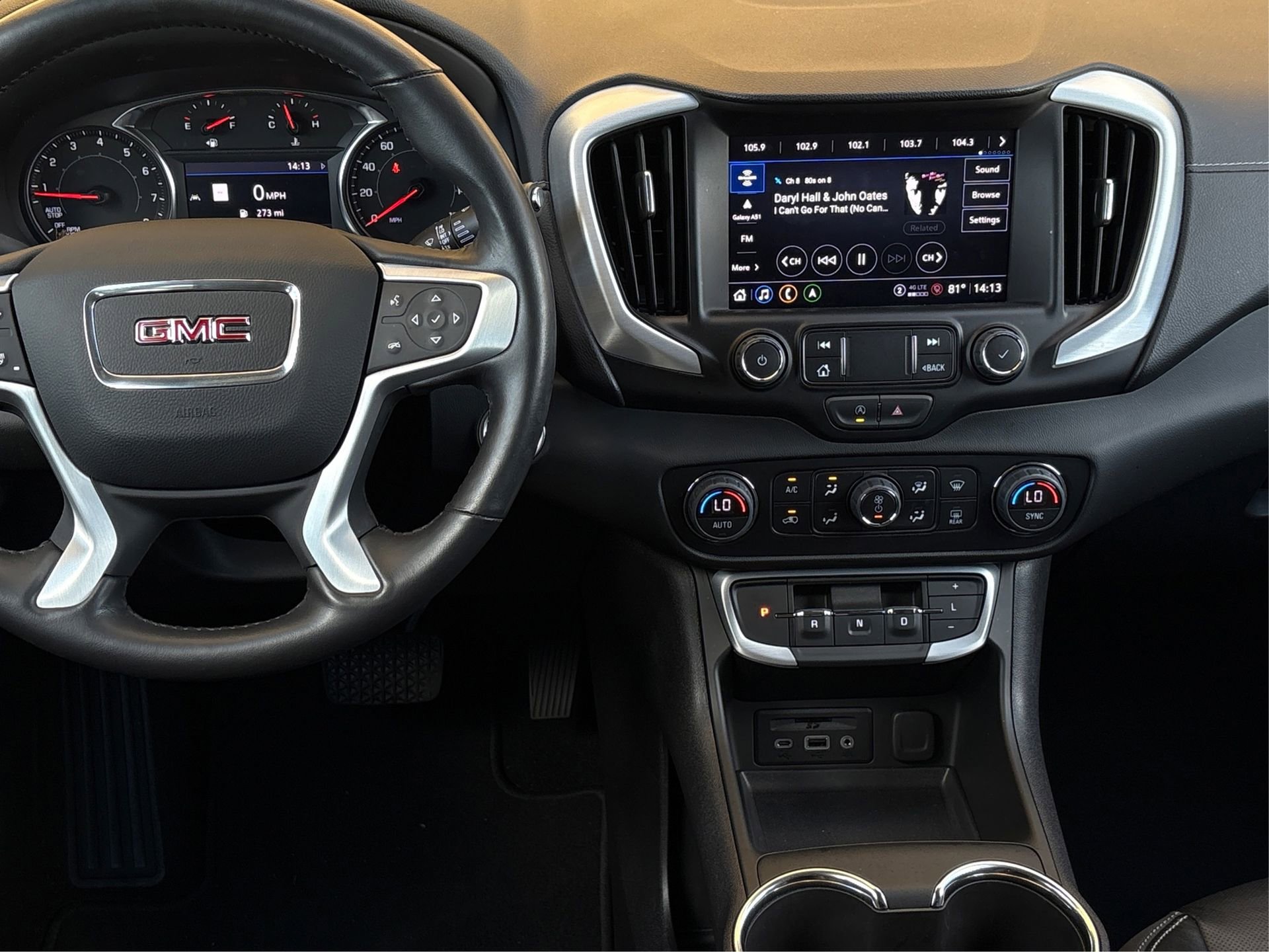 Used 2022 GMC Terrain SLT w/ Infotainment Package II image 16