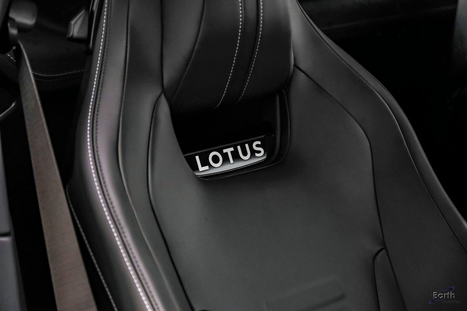 New 2026 Lotus Emira V6 SE RWD image 61