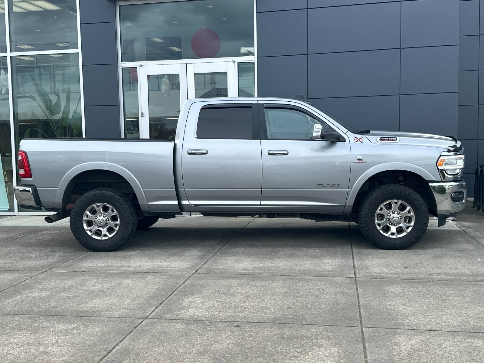 Used 2022 RAM 2500 Laramie image 2