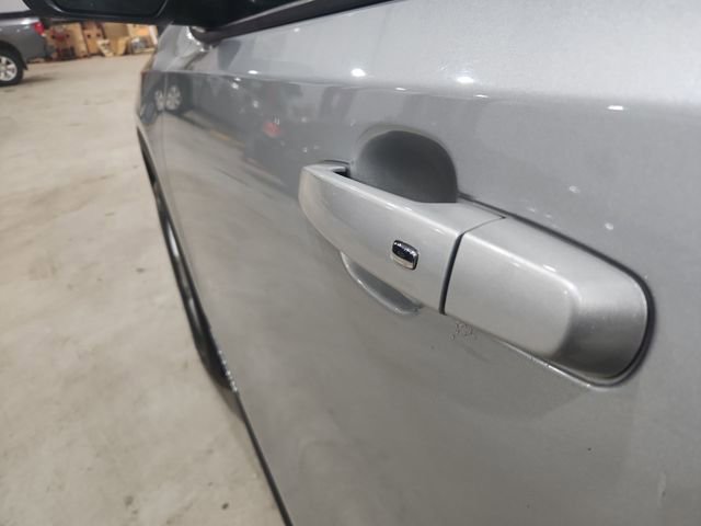 Used 2018 GMC Terrain SLE image 29