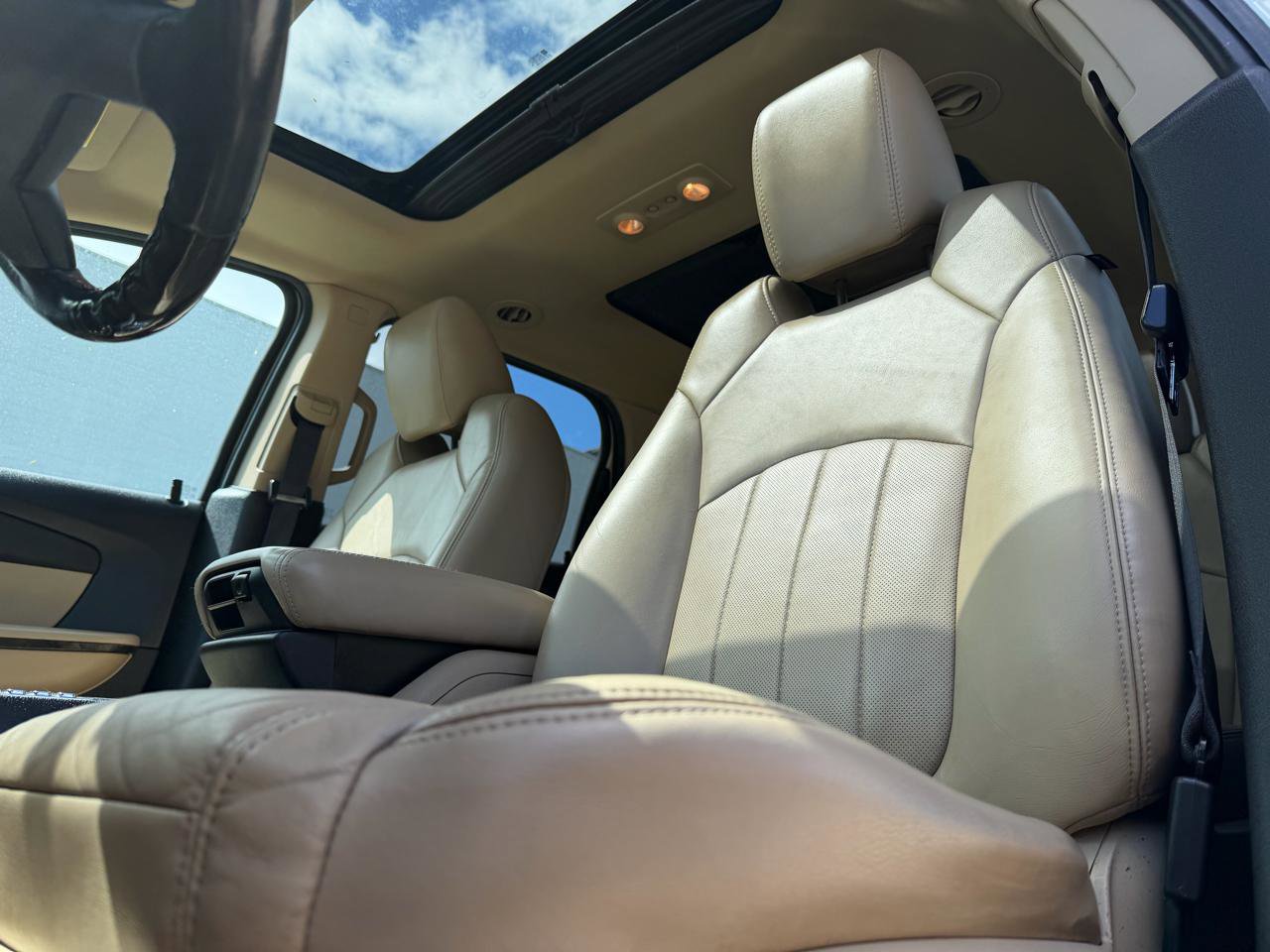Used 2012 GMC Acadia Denali AWD/4WD image 12
