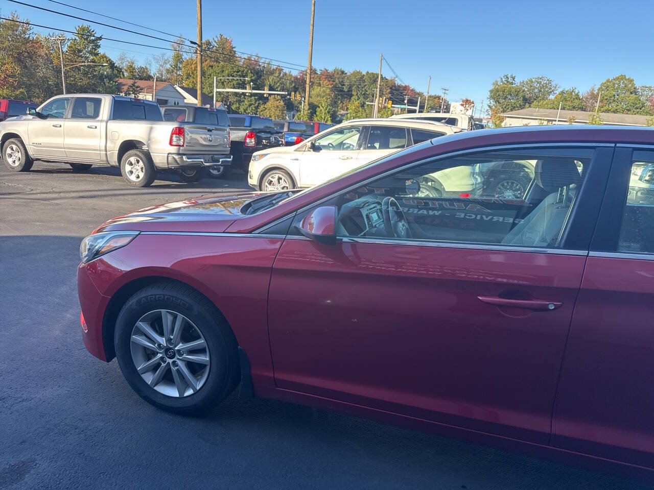 Used 2017 Hyundai Sonata SE FWD image 4