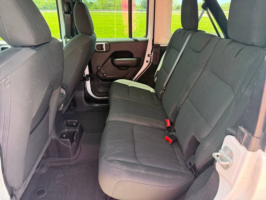 Used 2023 Jeep Wrangler Unlimited Sport AWD/4WD image 13