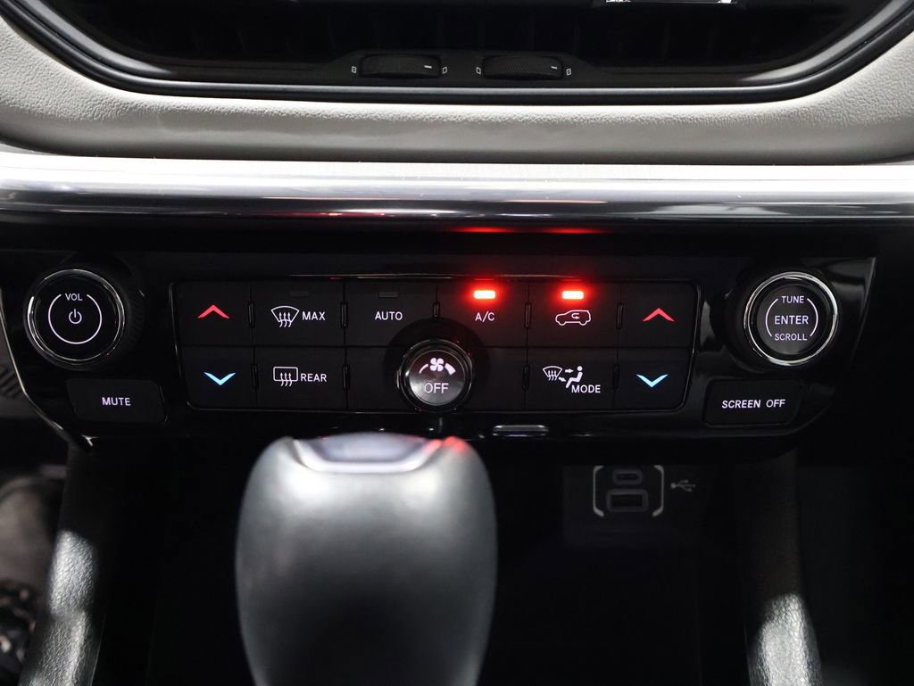 Certified 2022 Jeep Compass Limited w/ Elite Group image 35