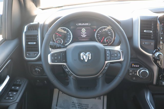 New 2026 RAM 1500 4x4 Crew Cab image 4