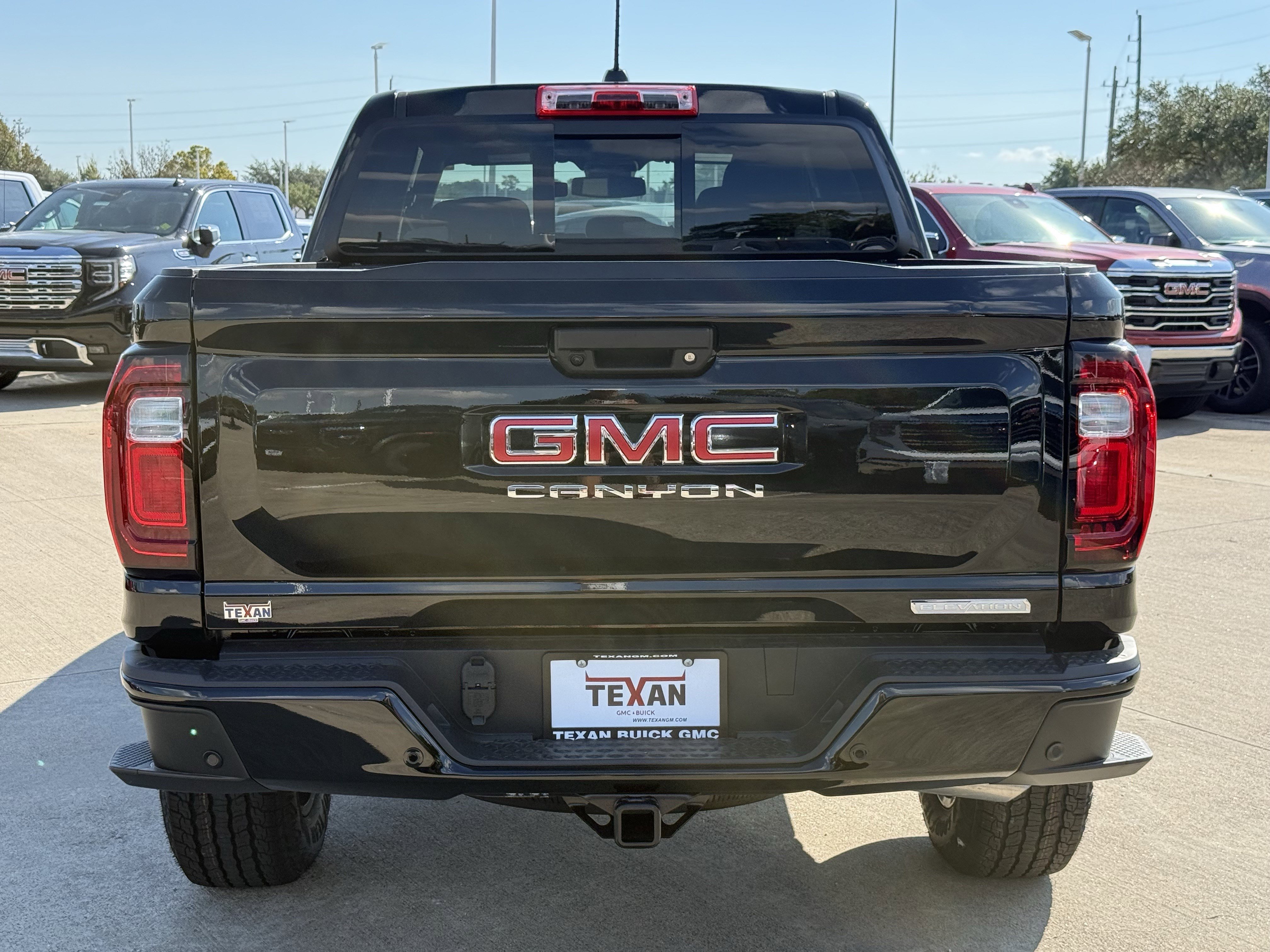 New 2026 GMC Canyon Elevation w/ Convenience Package image 6