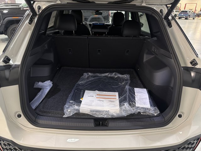 New 2026 Volkswagen Tiguan SE R-Line AWD/4WD image 12