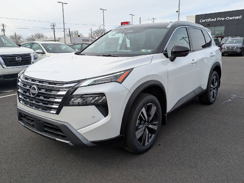 New 2025 Nissan Rogue SL w/ Tech Package AWD/4WD image 3