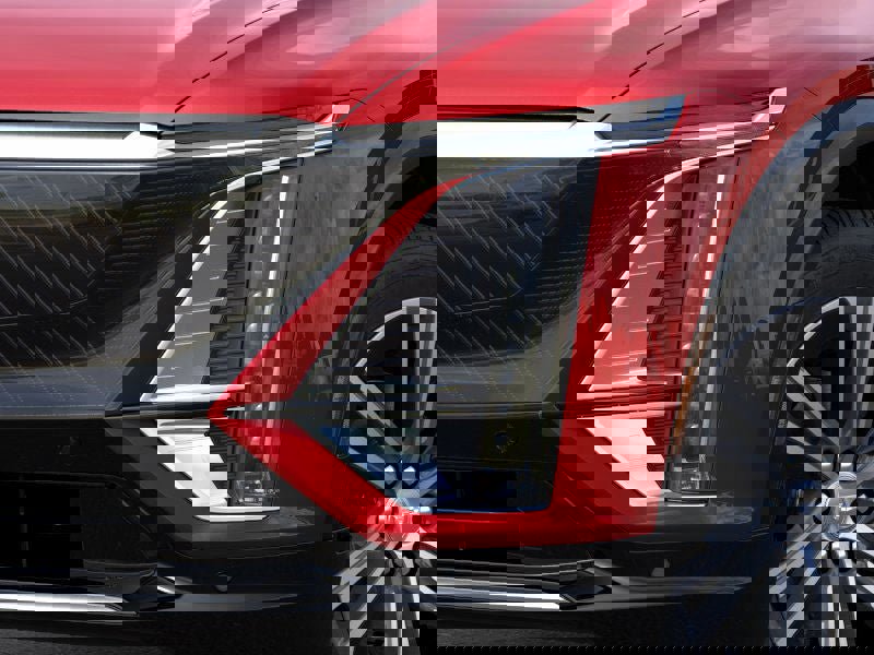 New 2025 Cadillac Lyriq Luxury image 34