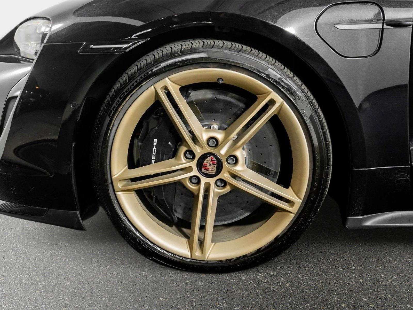 Used 2020 Porsche Taycan Turbo S w/ Premium Package image 13