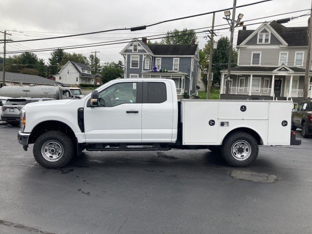 New 2027 Ford F250 XL w/ XL Off-Road 33" Tire Package AWD/4WD image 7