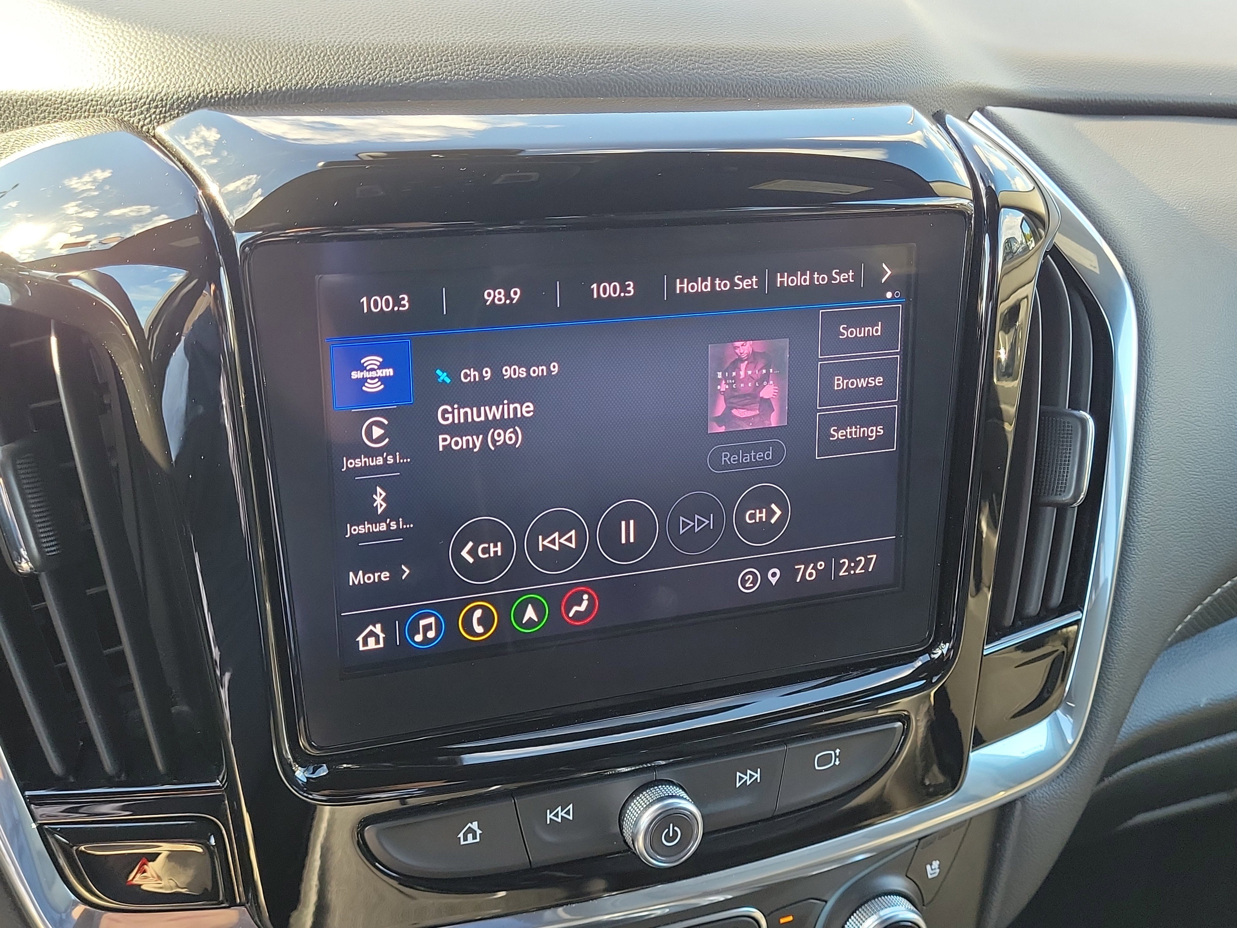 Used 2023 Chevrolet Traverse Premier image 19