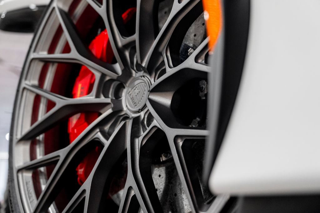 Used 2022 Ferrari SF90 Spider AWD/4WD image 67