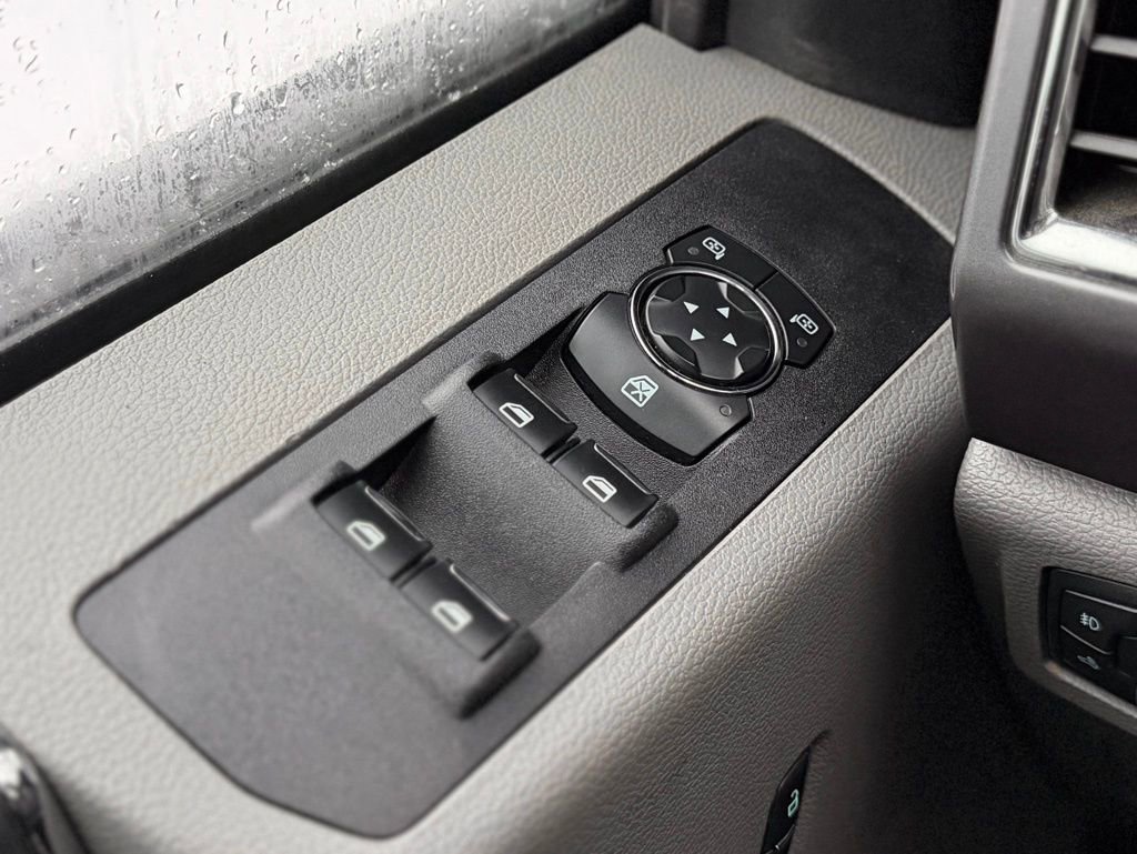 Used 2017 Ford F250 XLT w/ XLT Value Package image 17