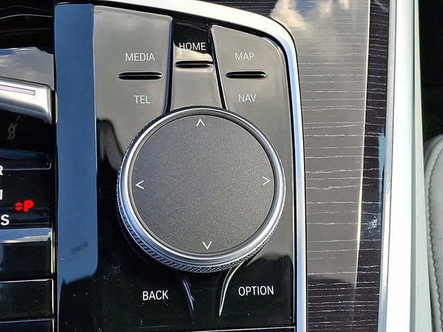 New 2026 BMW X5 xDrive40i w/ M Sport Package image 17