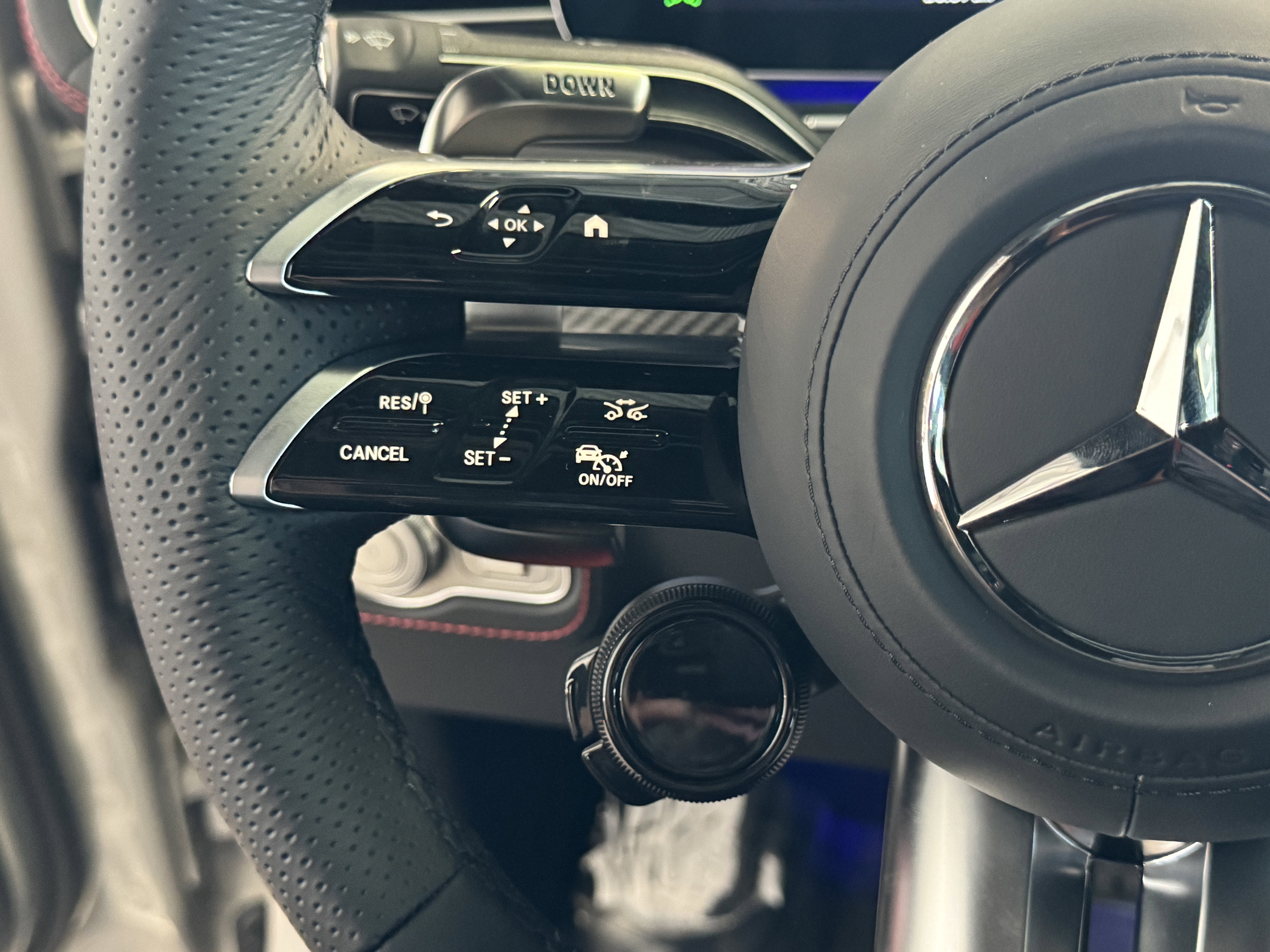 New 2026 Mercedes-Benz GLE 63 AMG S image 24