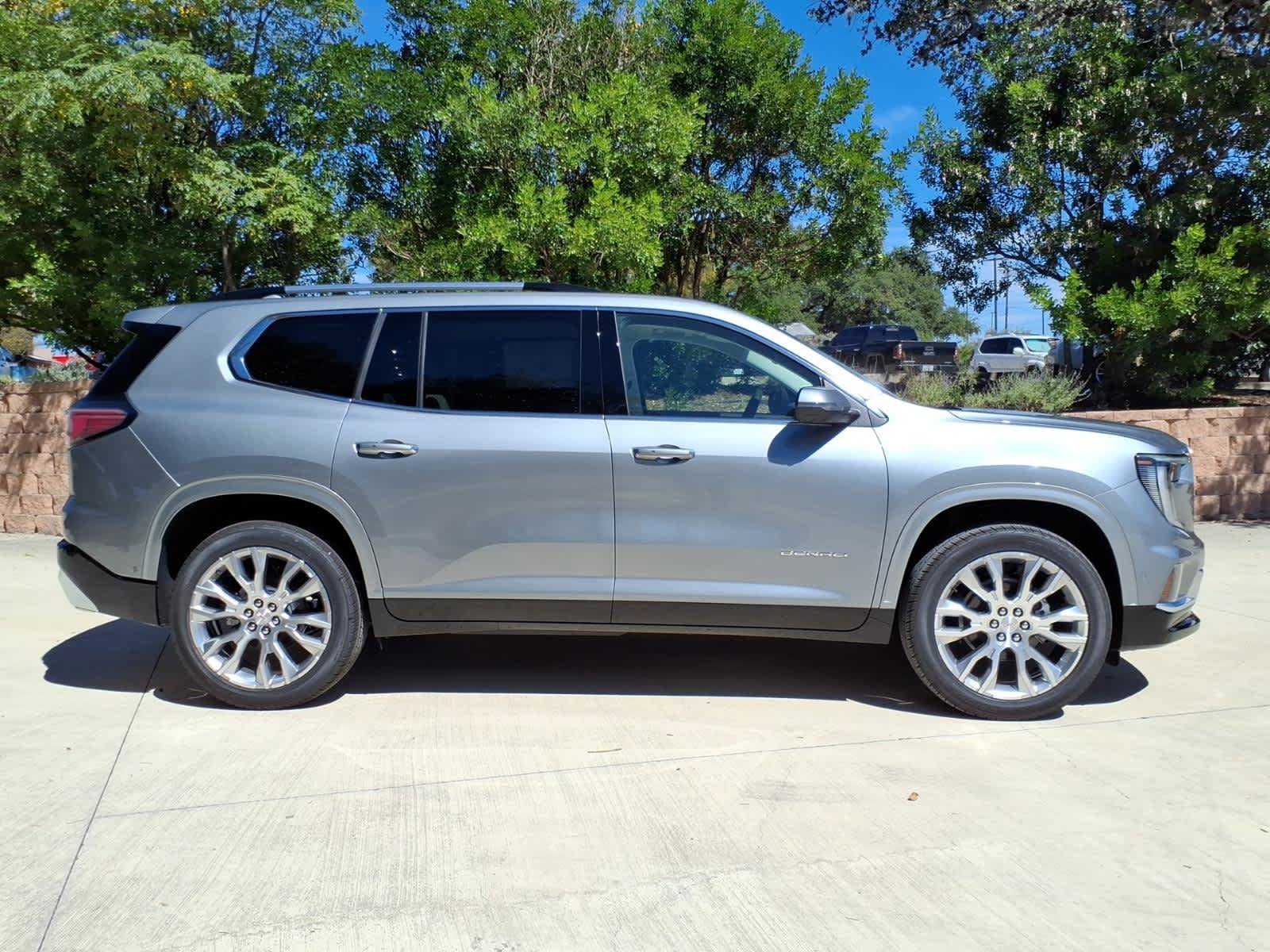 New 2027 GMC Acadia Denali FWD image 22